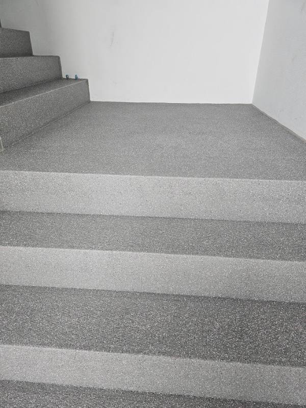 traprenovatie met Urban Concrete stone structuur in Gouda