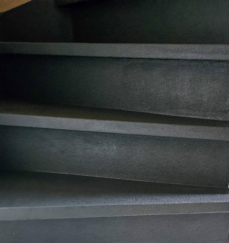 traprenovatie met CharcoalStone stone structuur in Rotterdam