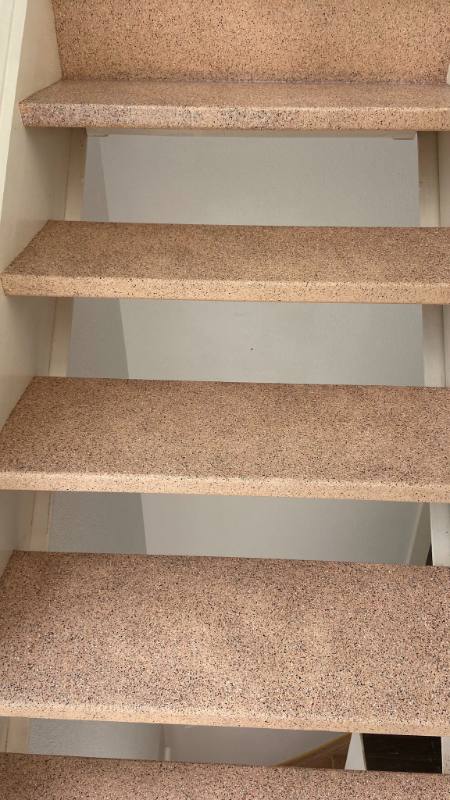 traprenovatie met Granite Sand stone structuur in Zoetermeer